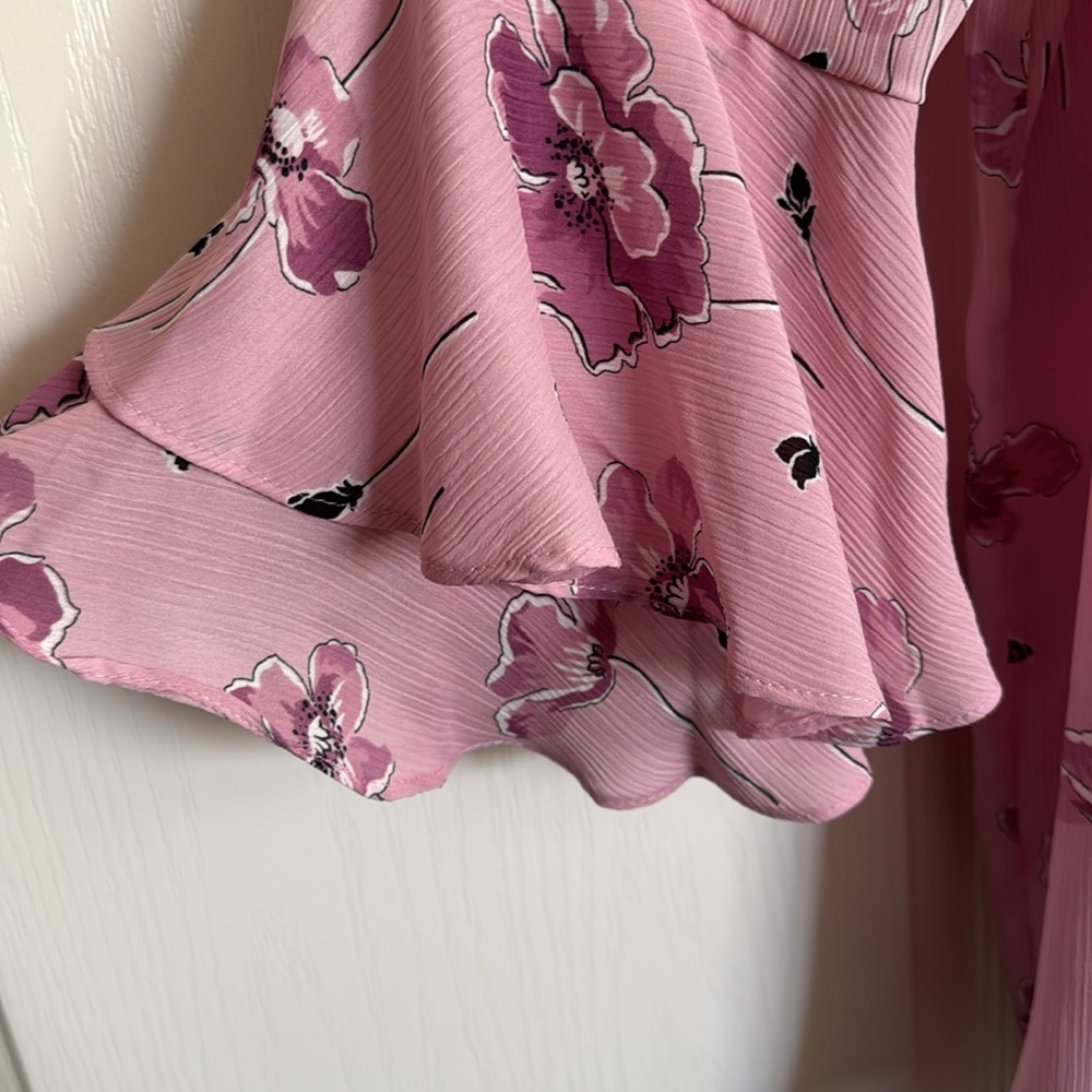 CHAPS Women's Spring Group Pink Floral Top Blouse Flare Sleeves Flowy Medium NEW - Picture 6 of 12